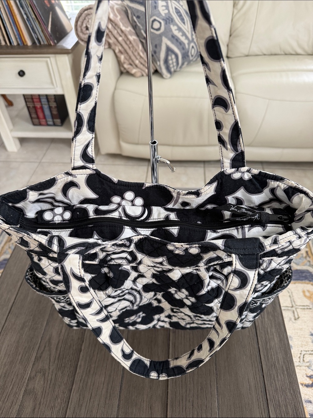 Vera Bradley Mandy tote in the Night and Day pattern, GUC - Picture 4 of 8